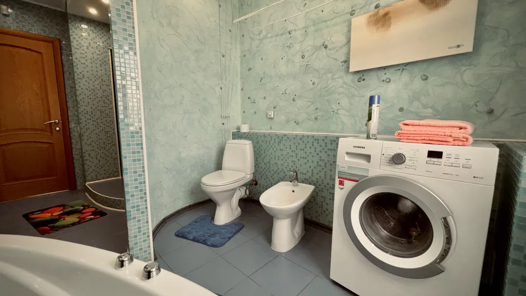 2-комнатная квартира в центре города с сауной и джакузи