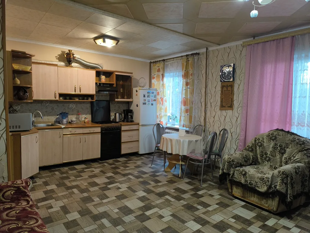 Комфортная квартира — аренда посуточно в Павловск