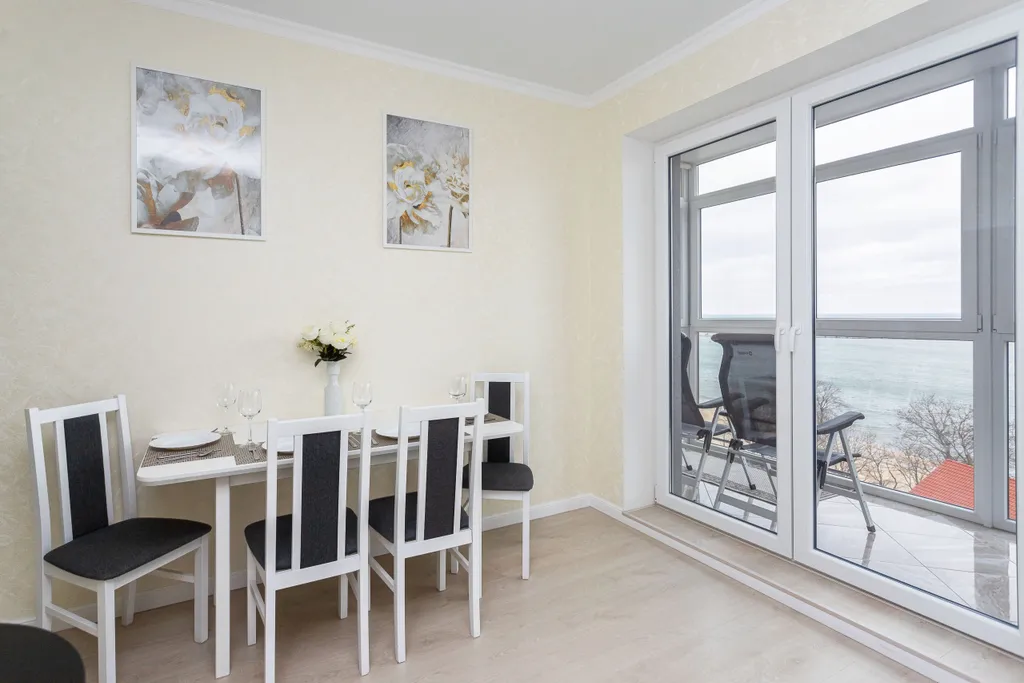 2-х комнатные просторные апартаменты с прекрасным видом на море