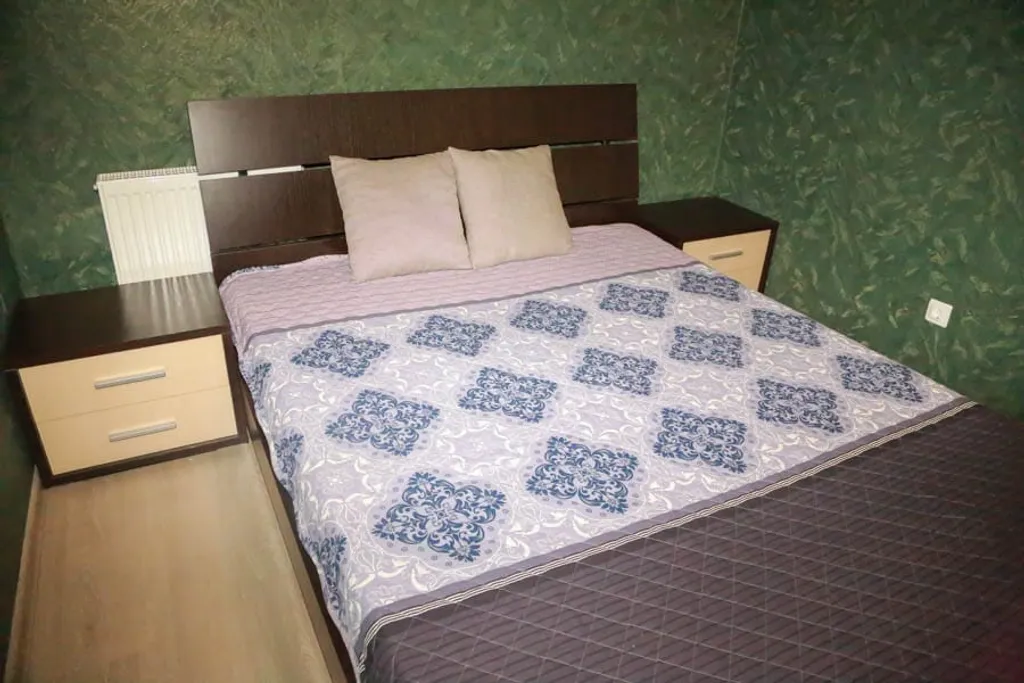 Новая трёхкомнатная квартира в тихом центре