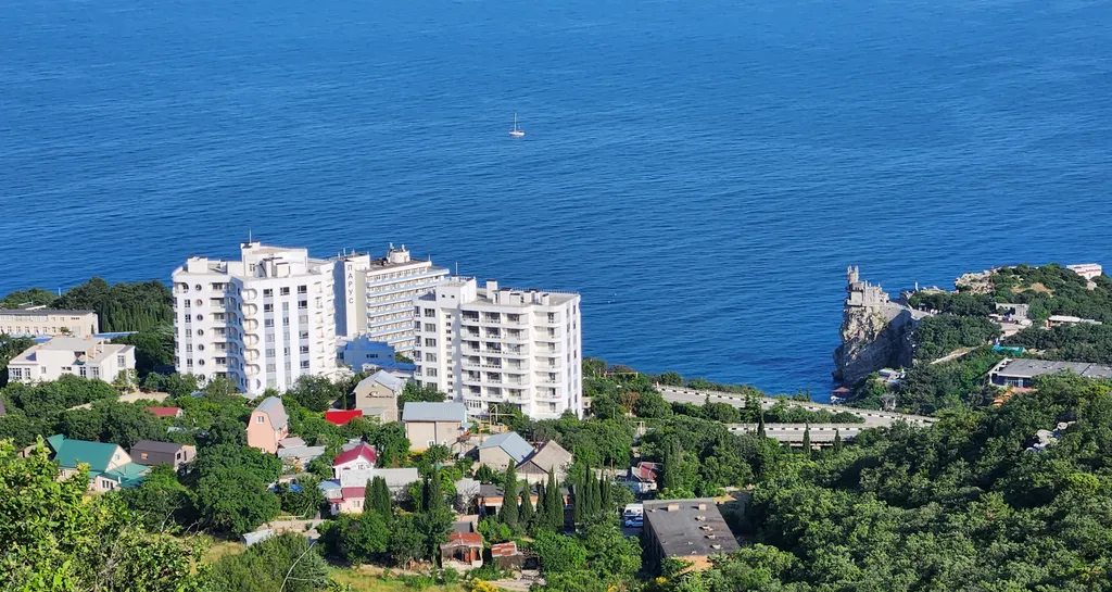 Видовая квартира с видом на море и замок Ласточкино гнездо