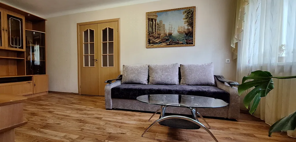 Чистая и уютная 2-комнатная квартира недалеко от ЖД вокзала