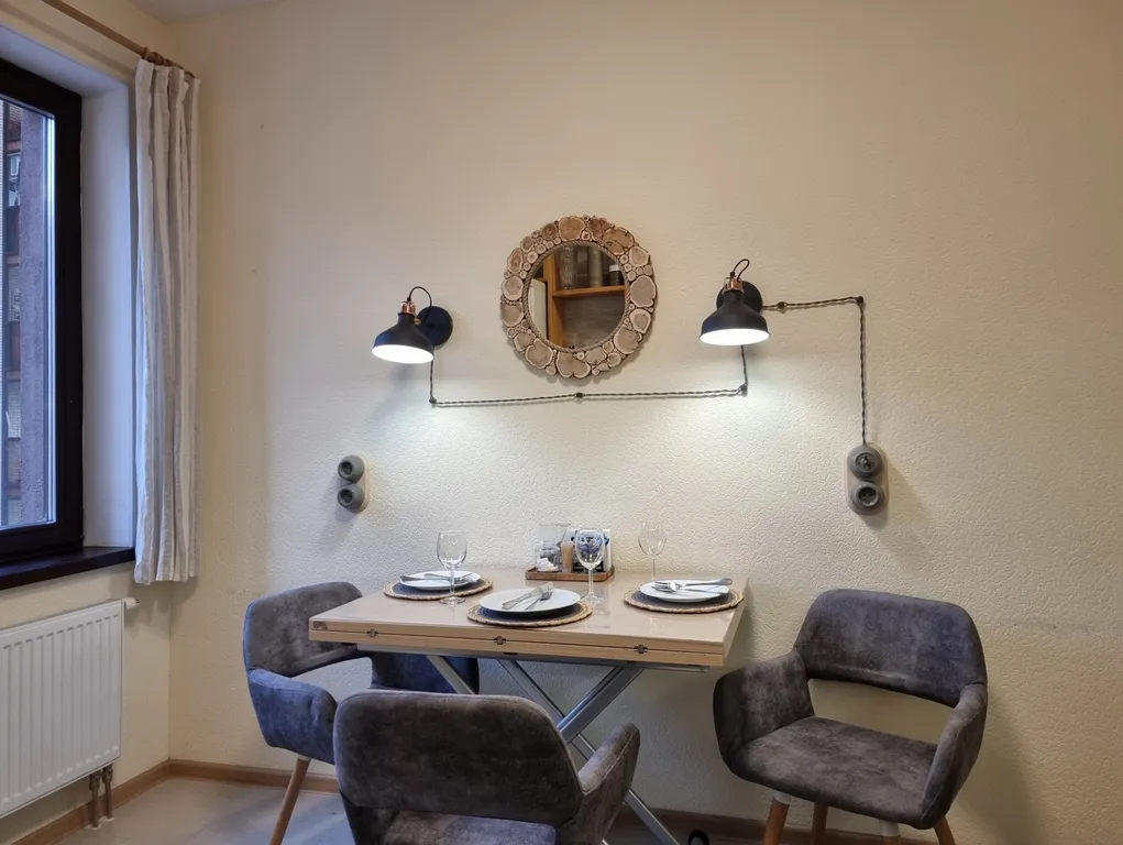 Двухкомнатная квартира с подиумами