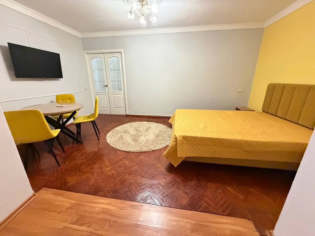 2-комнатная квартира в центре