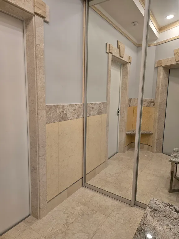 Апартамент с собственным пляжем