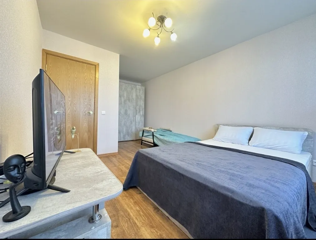 Апартаменты возле торгового центра Макси