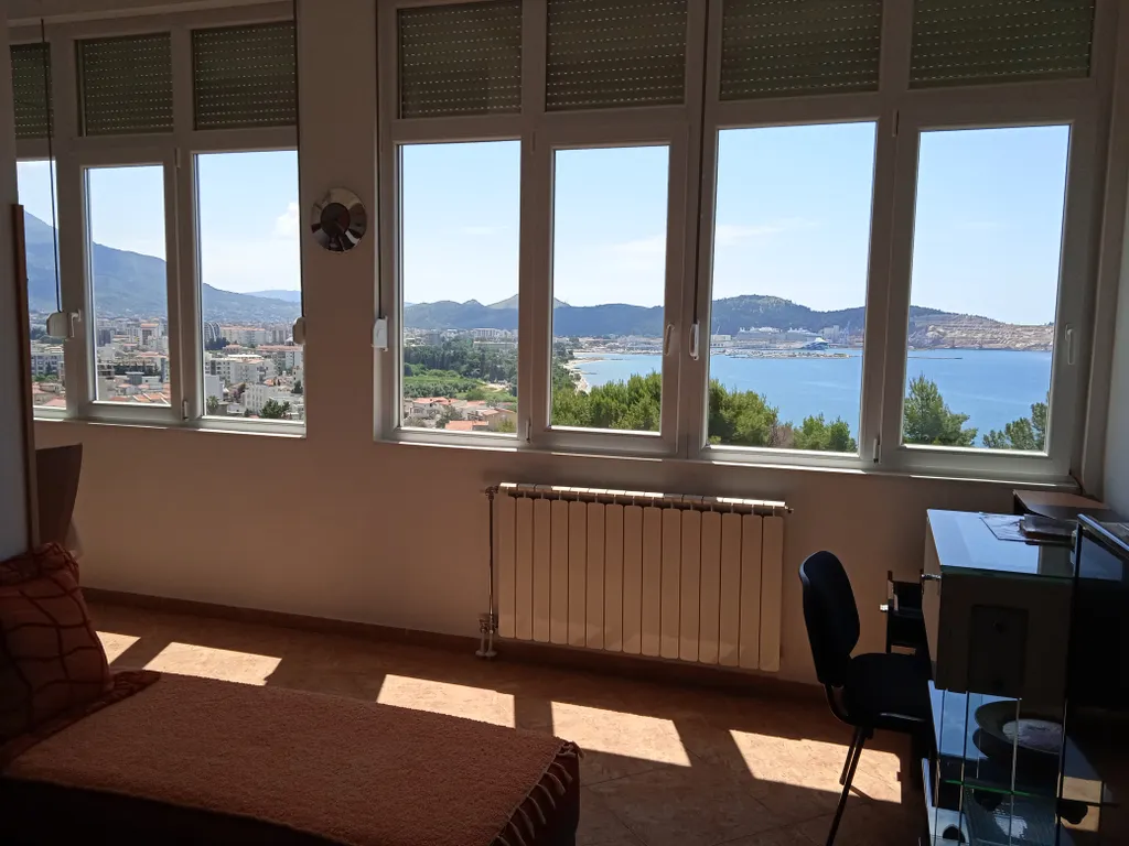 Квартира Вид на море и город — аренда посуточно в Бар