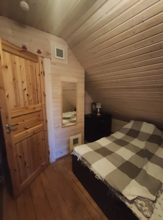 Уютный коттедж в сосновом лесу на берегу Суходольского озера