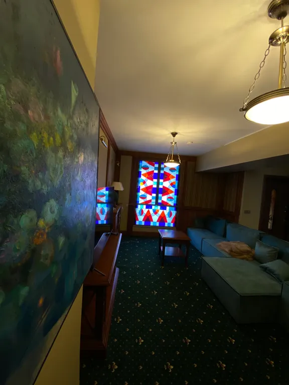 Апартаменты с отдельным входом , центр города