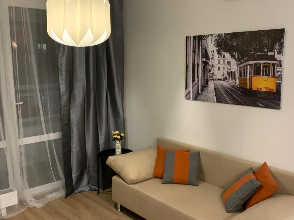 Евродвушка с кондиционером у Онкоцентра имени Цыба