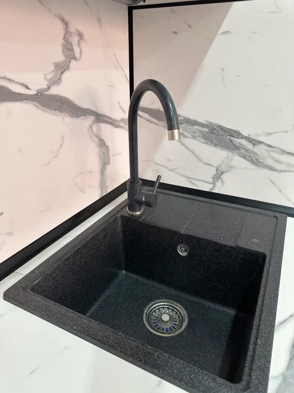 Квартира с мангальной зоной и бесплатными шезлонгами на море