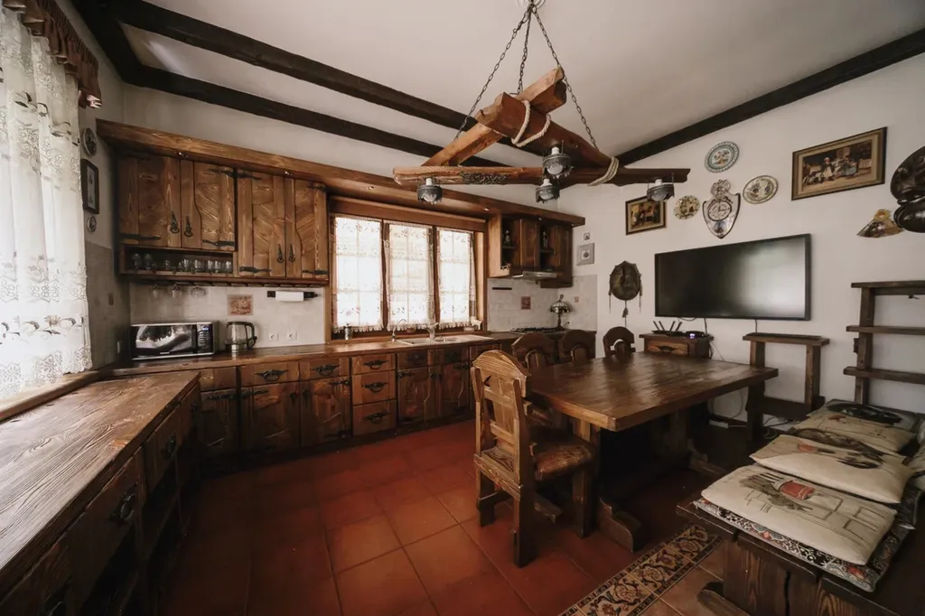 Коттедж Дом с тропическим бассейном, сауной и каминами — Московский