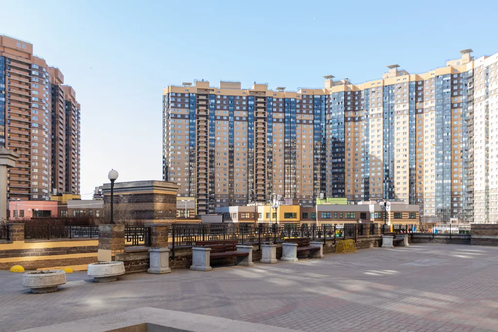 Евродвушка у метро Парнас для 5 || Сатин Хоум апарт