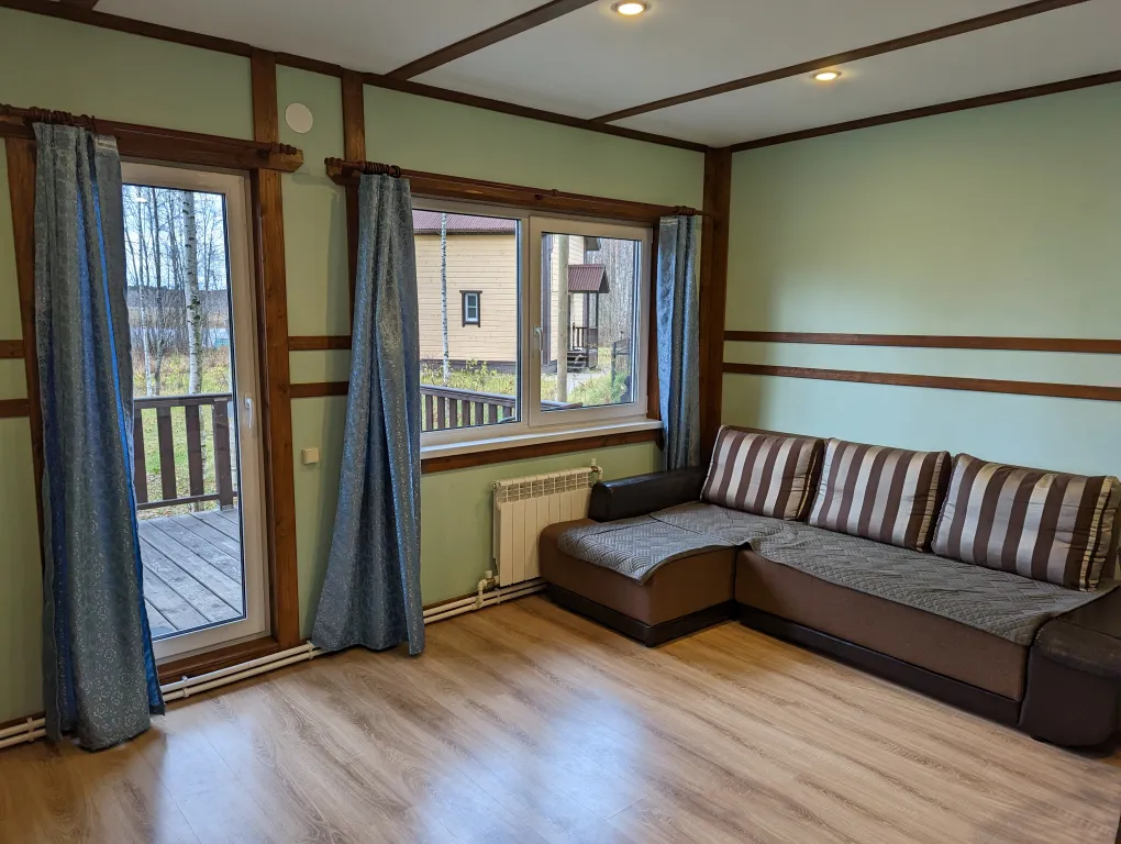 Коттедж Просторный коттедж на Судаковском озере — Ларионово