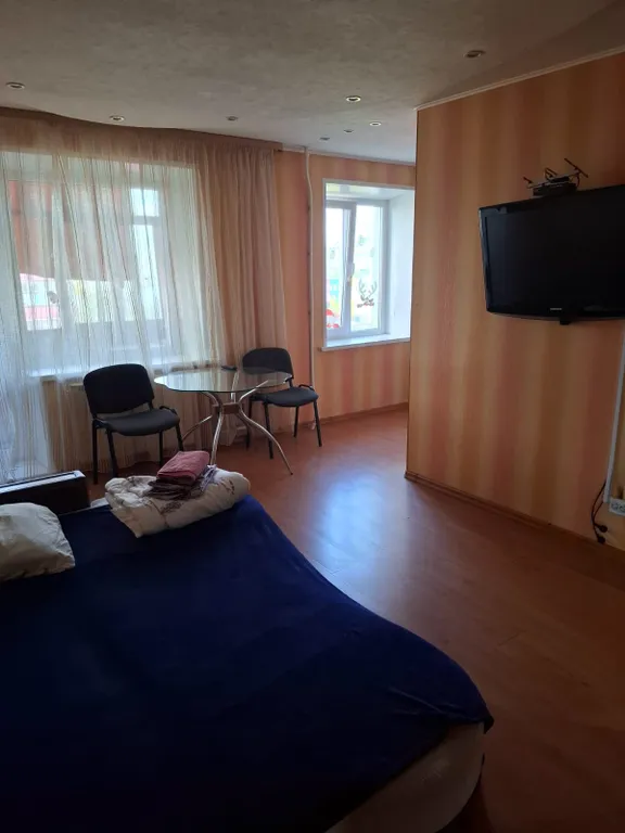 Уютная квартира-студия в центре города — аренда посуточно в Мирный