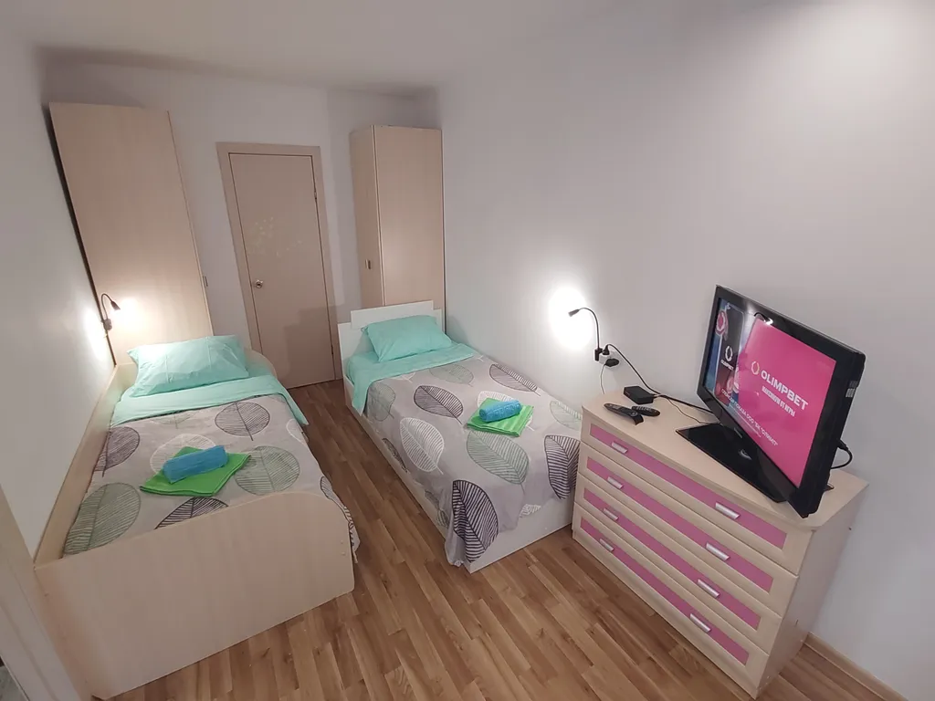 Двухкомнатную квартира в тихом месте центральной части города