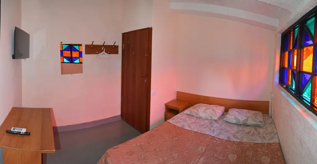 Квартира 2х-КОМНАТНЫЙ с удобств (2+2) — аренда посуточно в Лазаревское