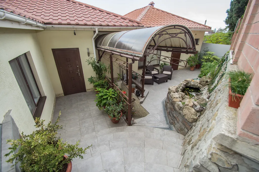 Квартира Апартаменты Андеграунд с видом на море — Гурзуф