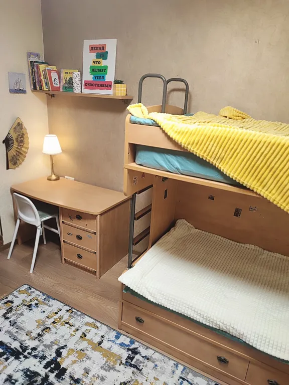 Комфортная трёшка у сквера Стамбул