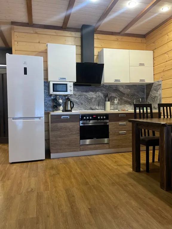 Апартамент с видом на лес в Sunny Valley