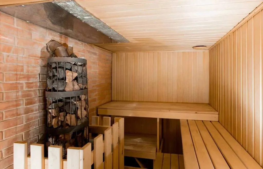 Дворик на Минском море