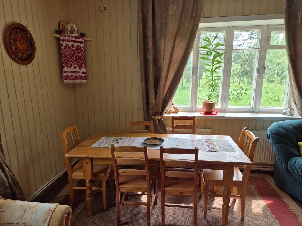 Усадьба Сосновый хутор на берегу реки Мста