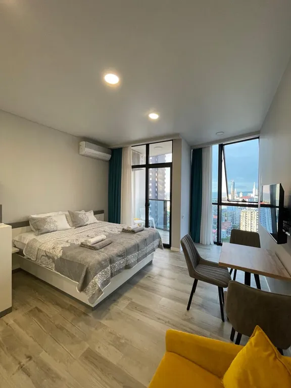 Апартаменты с видом на море и город