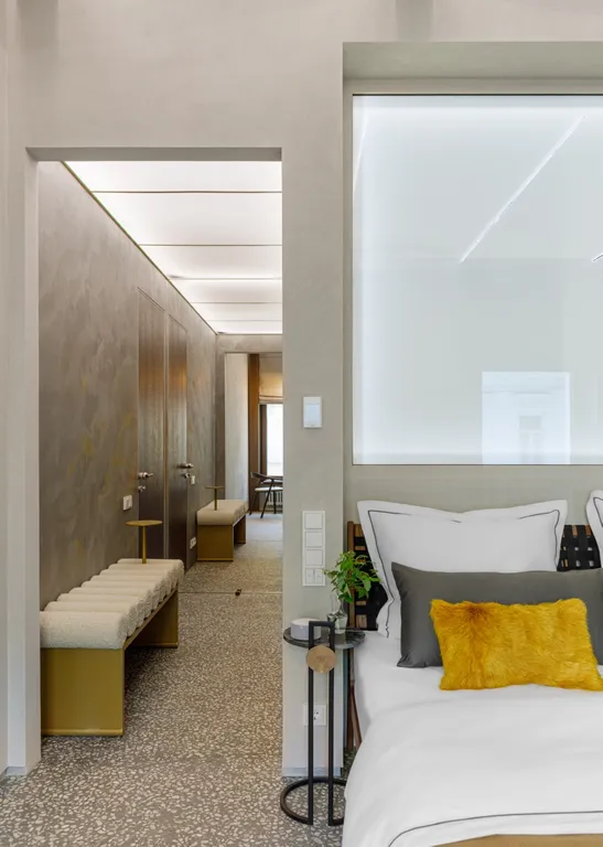 Studio 36 Suites Titul Amber