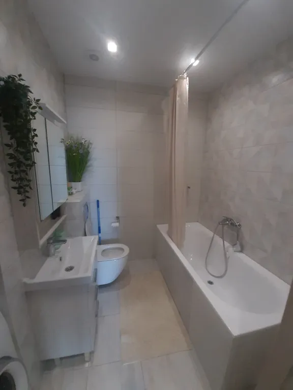 Уютная квартира с большим балконом и живописным видом на набережную