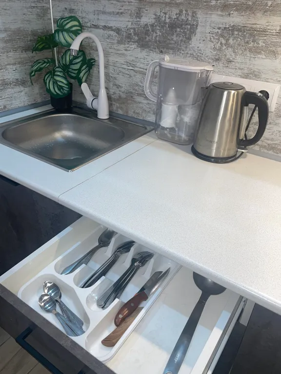 Современная студия в элитном многоквартирном доме к моря