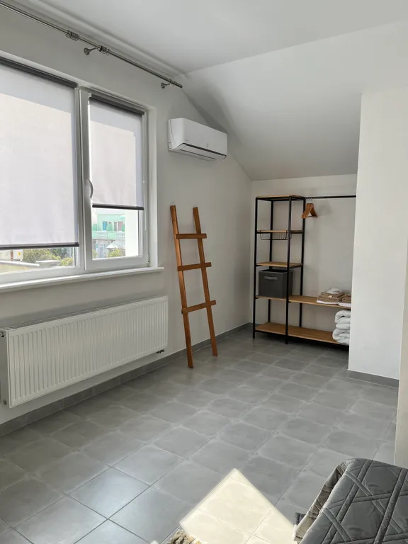 Уютный дом у моря с террасой, баней и теплым бассейном