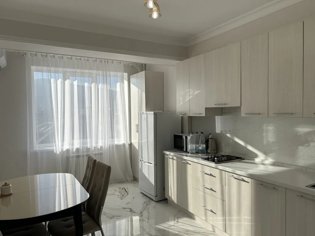 Квартира 3-комнатная Квартира — Дербент