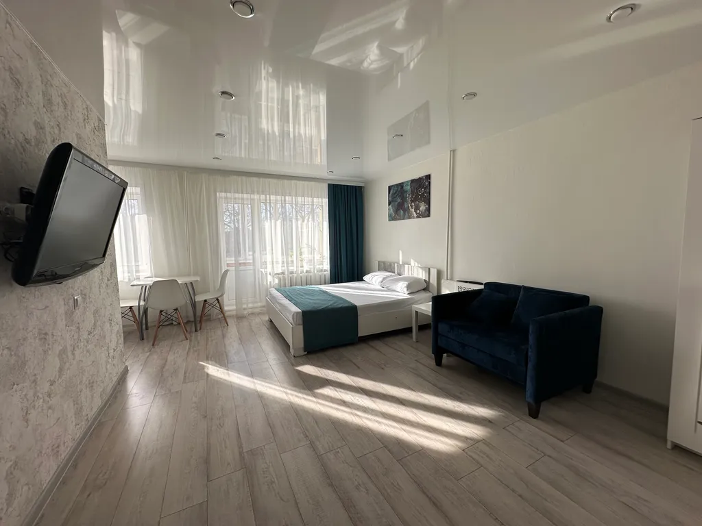 Уютная и светлая квартира — аренда посуточно в Ульяновск