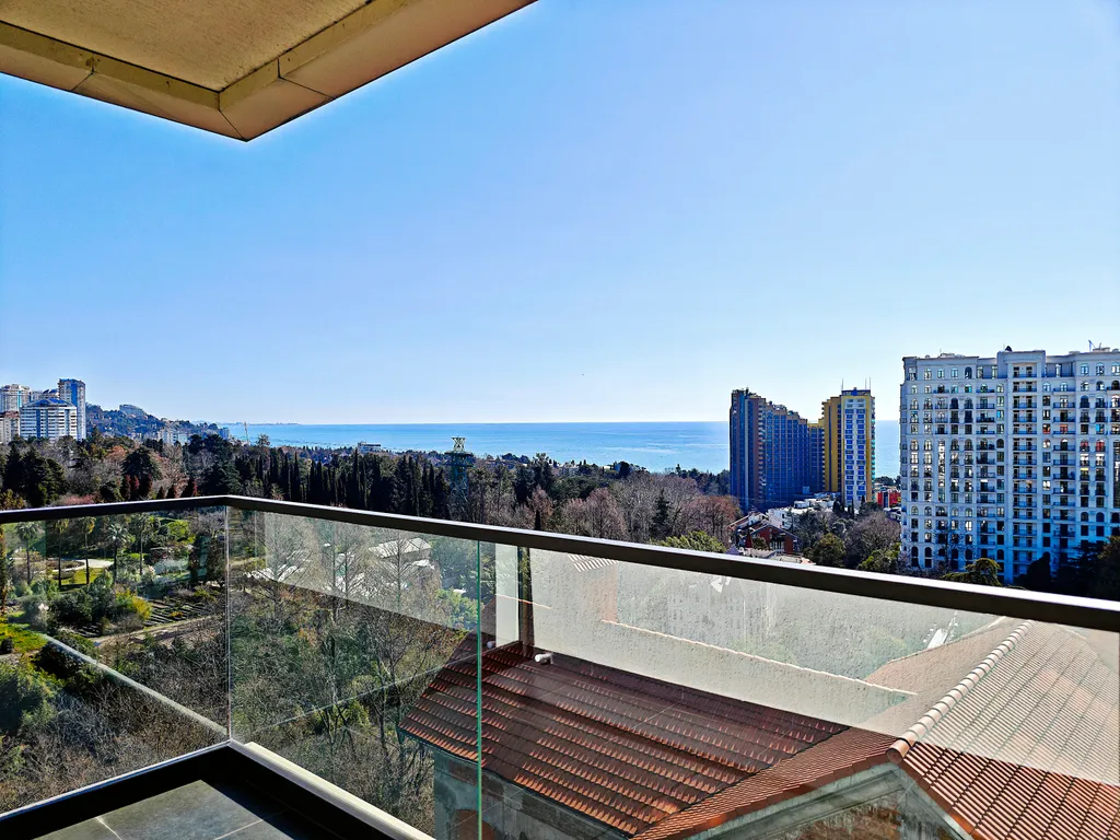 Стильная квартира с шикарным видом на море