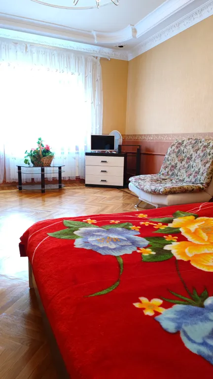 Элитный отдельный дом, большая кухня, 4 изолированные спальни