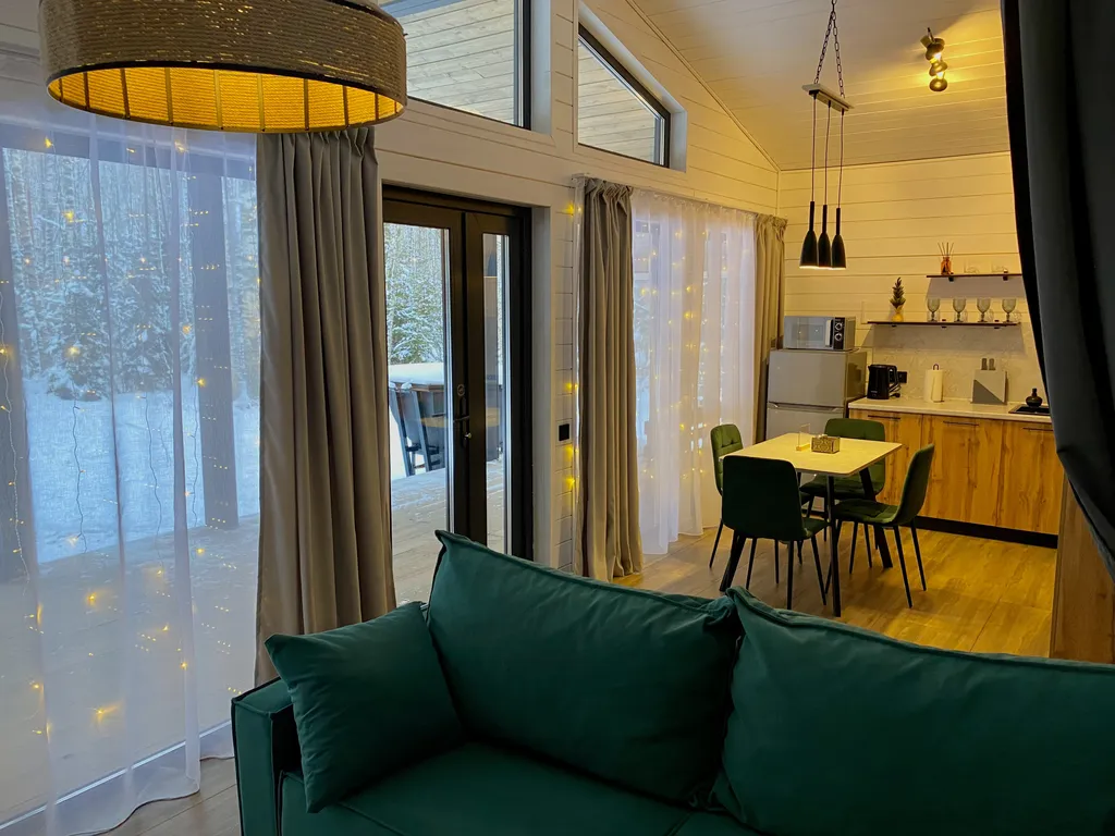 Эко-дом с панорамными окнами #1