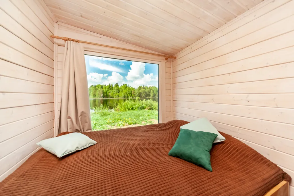 Домик на двоих с панорамным окном №2