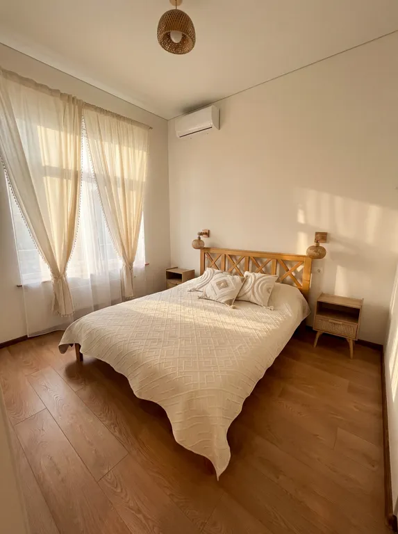 Апартаменты с кухней-гостиной и спальней