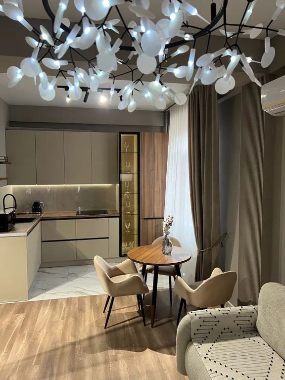 Квартира 2-комнатная Квартира — Махачкала