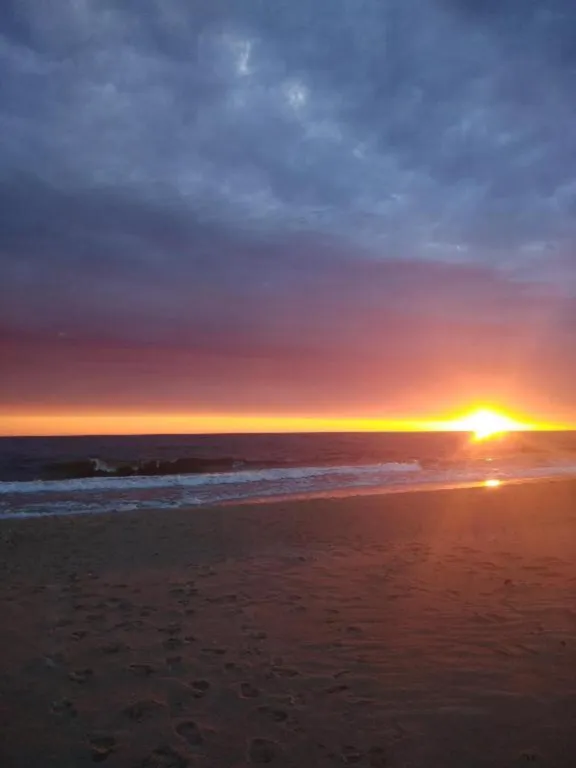 "Домик у моря" - 3 комн квартира