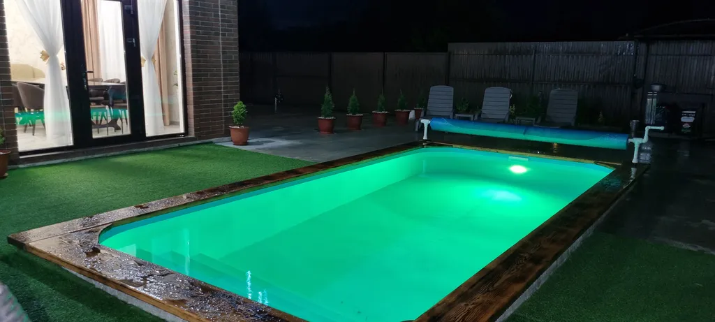 Гостевой дом в горах с бассейном беседкой и баней