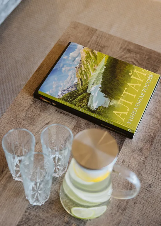 Коттедж Комфортный современный дом в горах Алтая ждет вас. — Озёрное