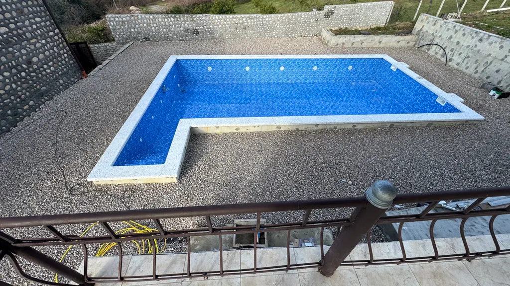 4-комнатный Дом