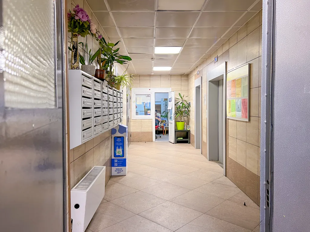 Уютная свежая квартира возле метро Коммунарка !