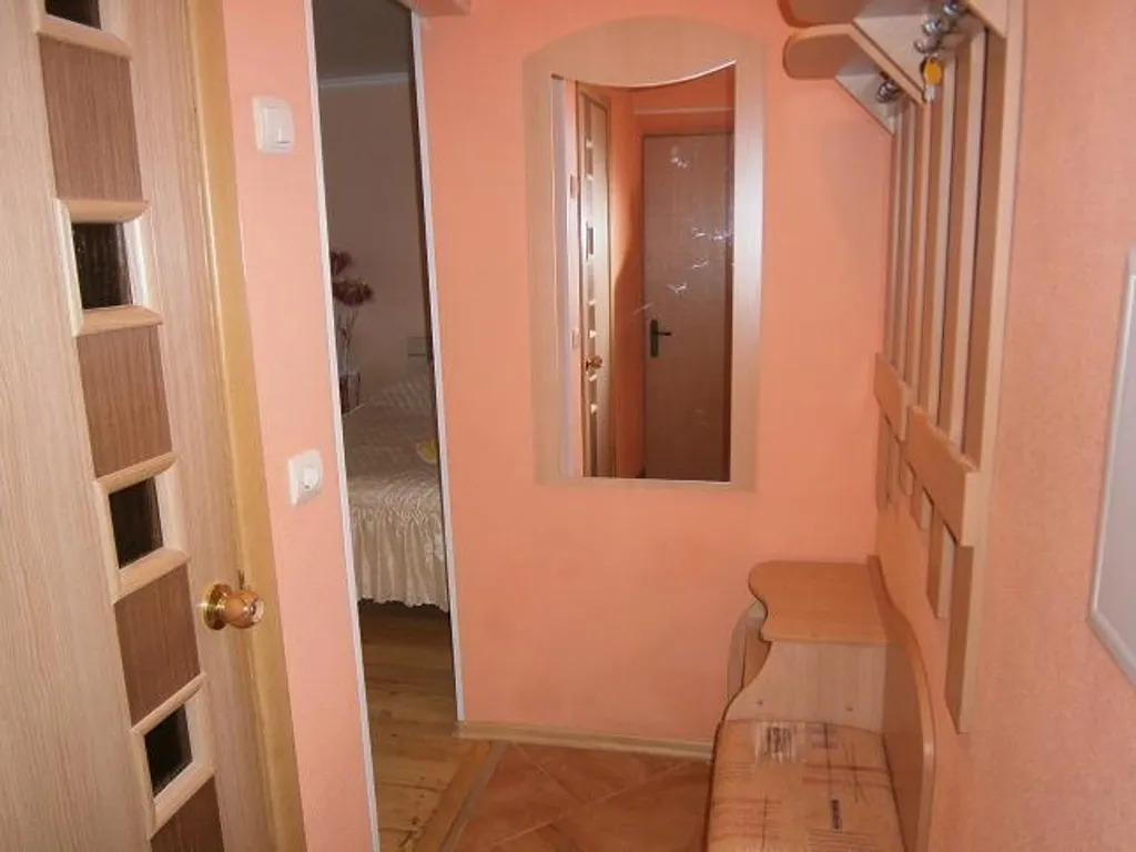 Тёплая,чистая квартира в центре города недалеко от ЖД вокзала