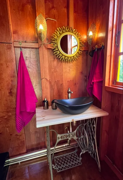 Уникальный арендный объект Кибитка на холме