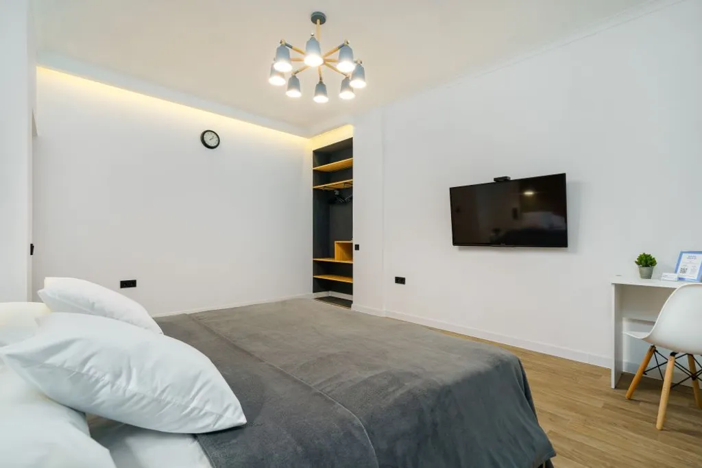 Good Night на Кузнецова 28