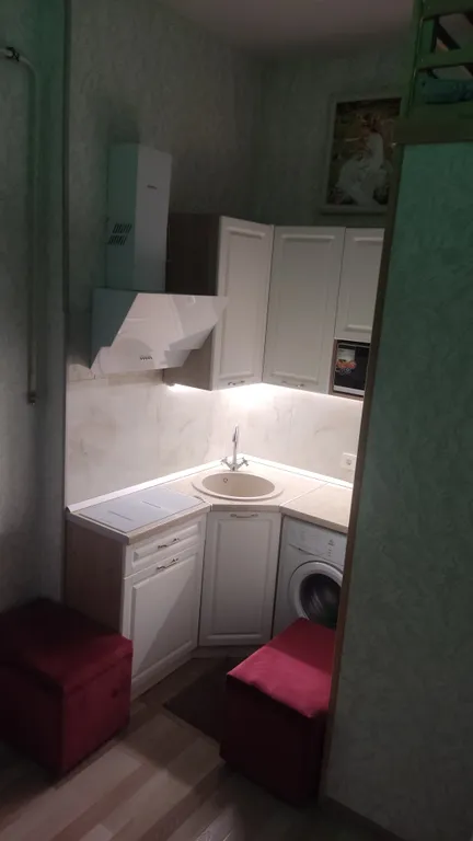 Около Нарзанной галереи и санатория Луч