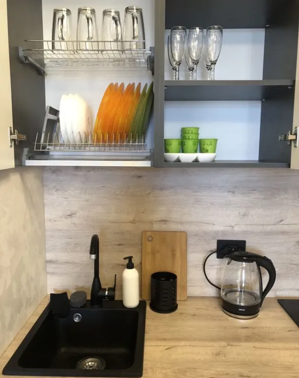 Уютная двушка на 20 этаже с видом на озеро