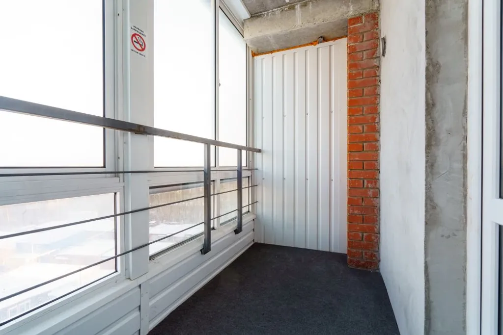 Good Night на Нефтяной 15